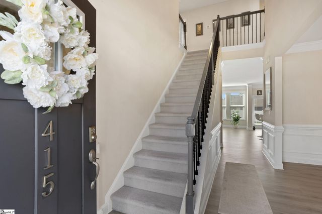 415 Raleighwood Lane, Simpsonville, SC 29681