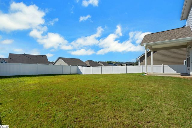 415 Raleighwood Lane, Simpsonville, SC 29681