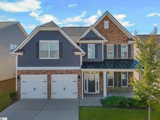 415 Raleighwood Lane, Simpsonville, SC 29681