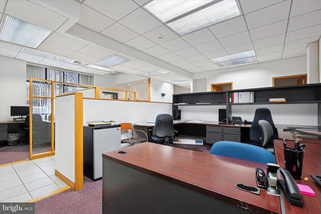 1000 FAYETTE ST, Conshohocken, PA 19428