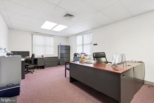 1000 FAYETTE ST, Conshohocken, PA 19428