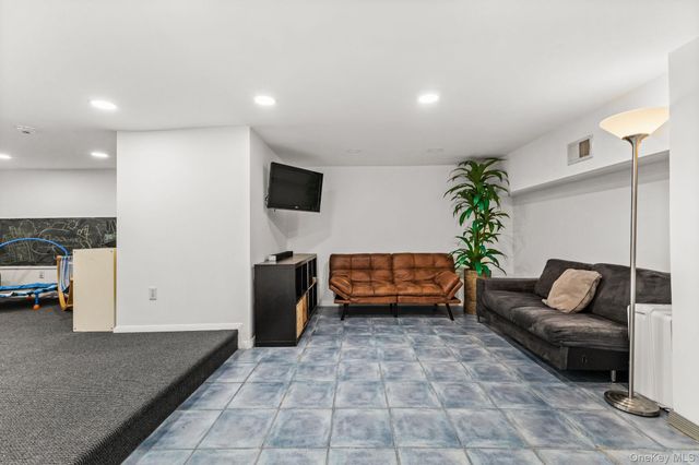 467 Highbrook Avenue, Pelham, NY 10803