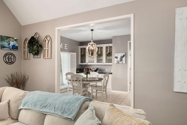 2709 Chase Street, Brenham, TX 77833