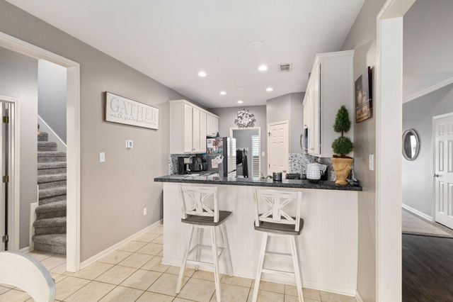 2709 Chase Street, Brenham, TX 77833