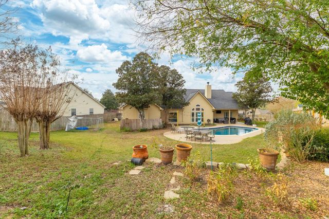 2709 Chase Street, Brenham, TX 77833