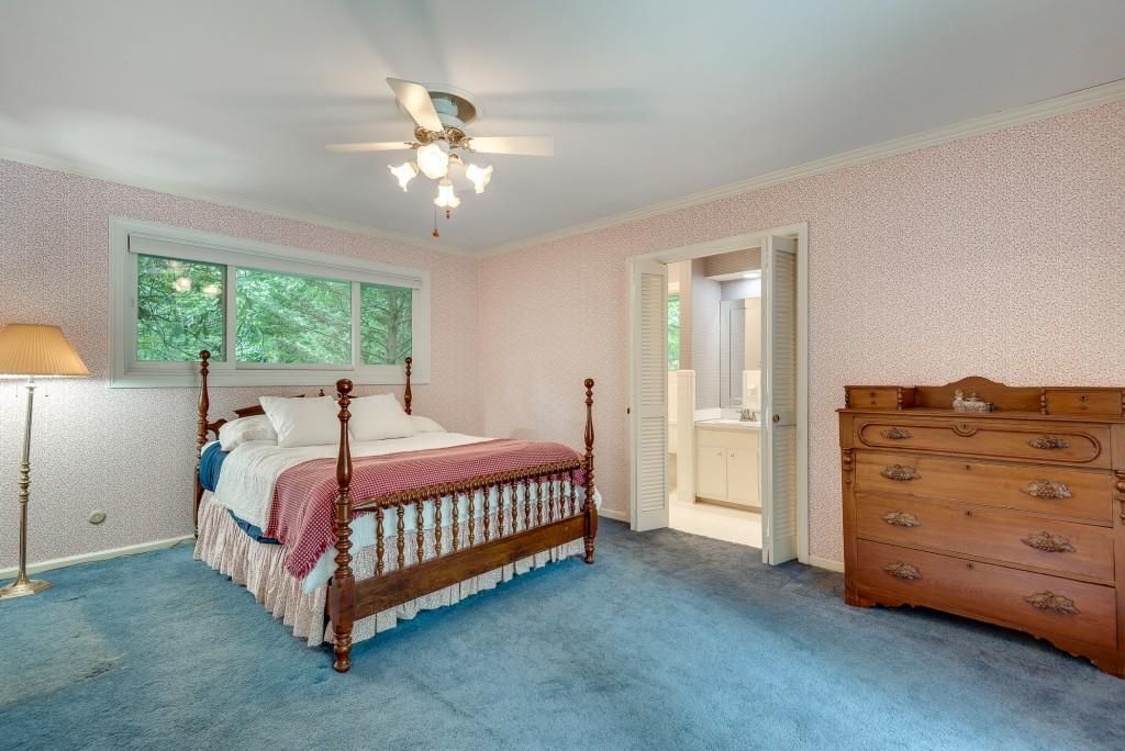 Image 19 of property listing at 1800 Angelique Drive, Decatur, GA 30033