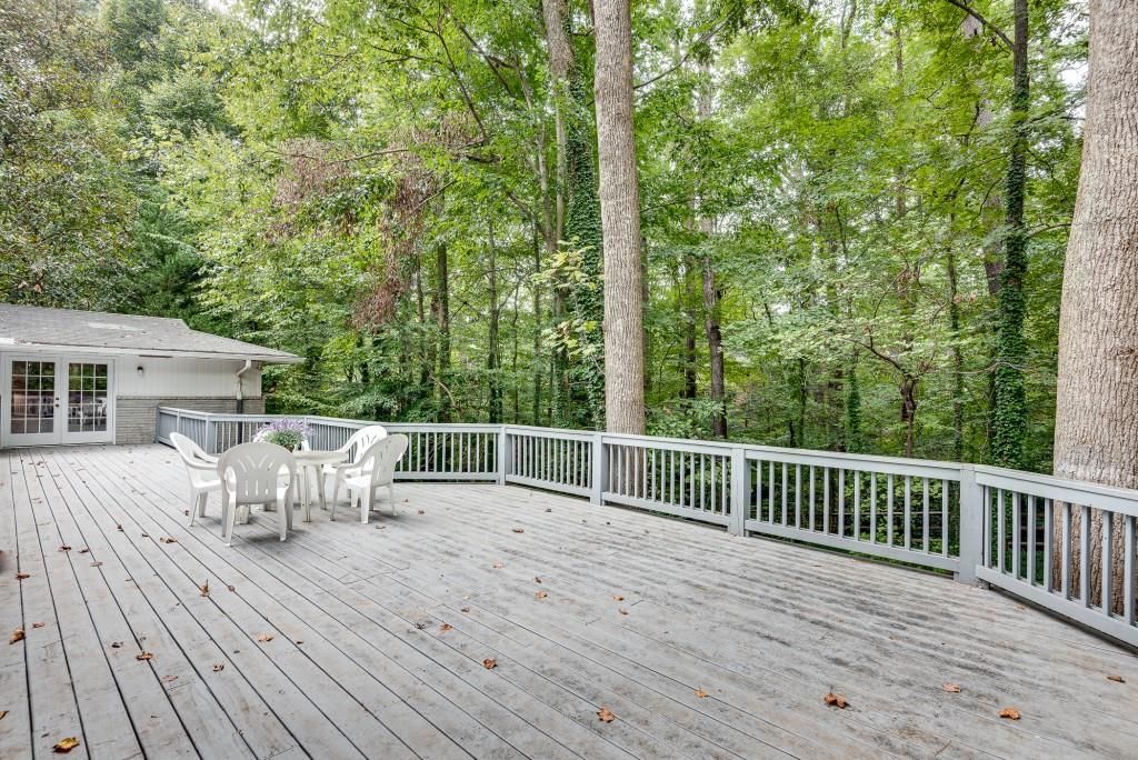 Image 34 of property listing at 1800 Angelique Drive, Decatur, GA 30033