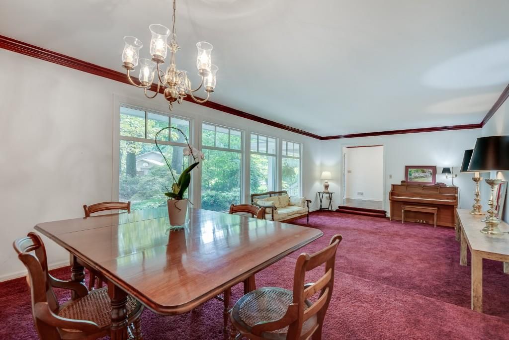 Image 7 of property listing at 1800 Angelique Drive, Decatur, GA 30033
