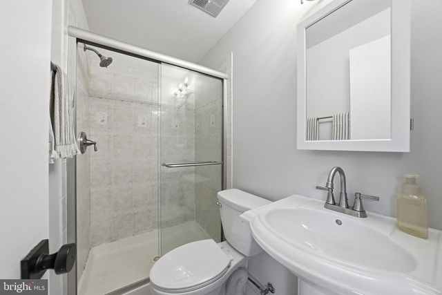 9007 ROUTE 29, Fairfax, VA 22031
