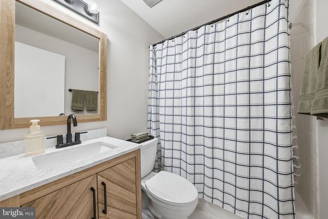9007 ROUTE 29, Fairfax, VA 22031