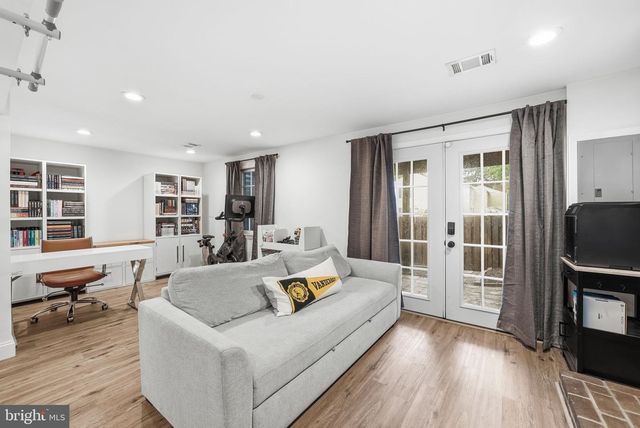 9007 ROUTE 29, Fairfax, VA 22031