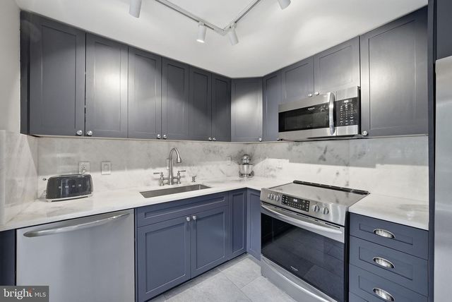 9007 ROUTE 29, Fairfax, VA 22031