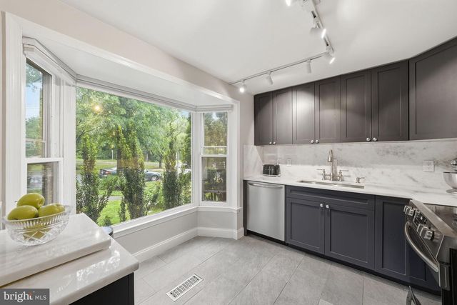 9007 ROUTE 29, Fairfax, VA 22031