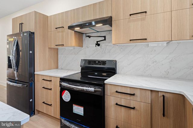 1419 WHARTON ST, Philadelphia, PA 19146