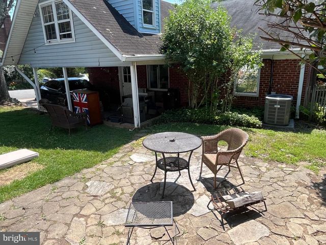 2101 N NOTTINGHAM ST, Arlington, VA 22205