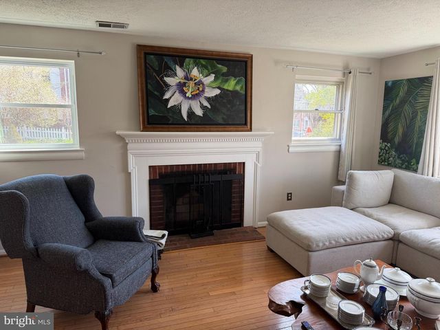 2101 N NOTTINGHAM ST, Arlington, VA 22205