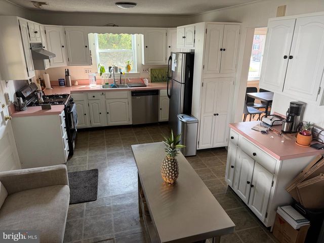 2101 N NOTTINGHAM ST, Arlington, VA 22205