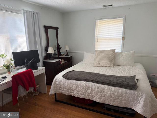 2101 N NOTTINGHAM ST, Arlington, VA 22205