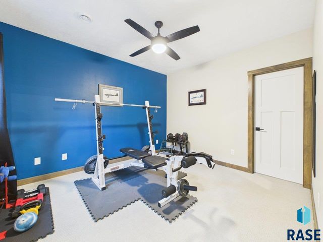 815 Yuzina Ave Avenue, Harrisburg, SD 57032