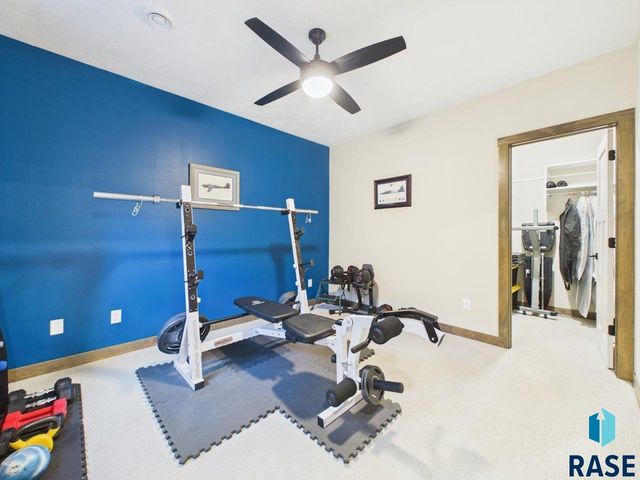 815 Yuzina Ave Avenue, Harrisburg, SD 57032