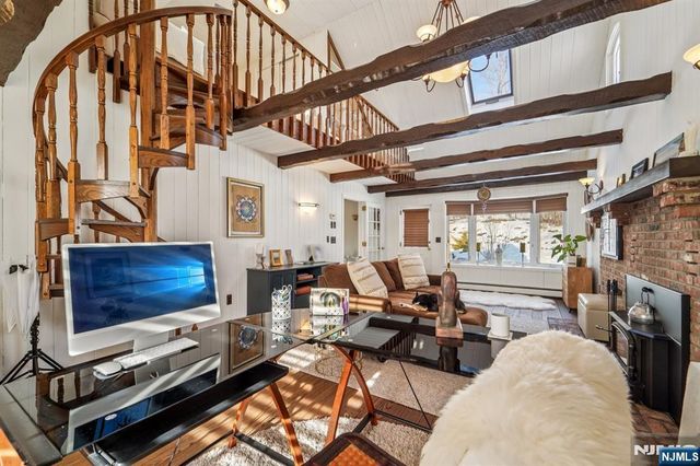 406 Indian Road, Wayne, NJ 07470