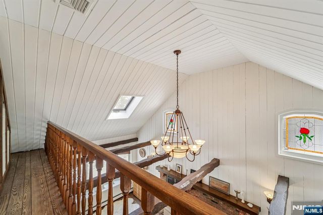 406 Indian Road, Wayne, NJ 07470