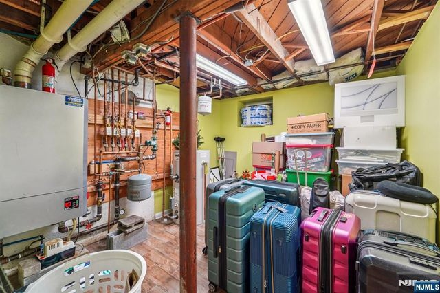 406 Indian Road, Wayne, NJ 07470