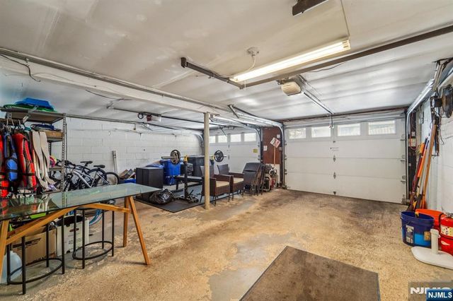 406 Indian Road, Wayne, NJ 07470