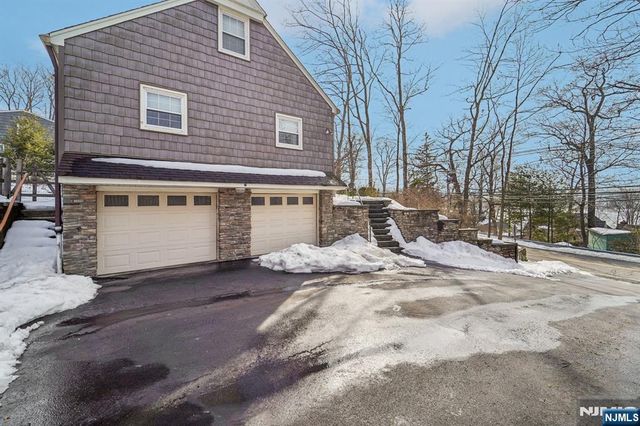 406 Indian Road, Wayne, NJ 07470