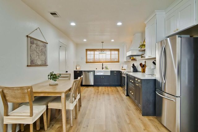 732 N Redwood Avenue, San Jose, CA 95128