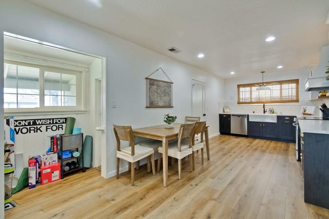 732 N Redwood Avenue, San Jose, CA 95128