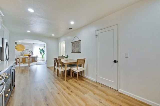 732 N Redwood Avenue, San Jose, CA 95128