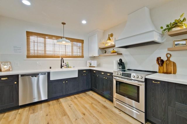 732 N Redwood Avenue, San Jose, CA 95128