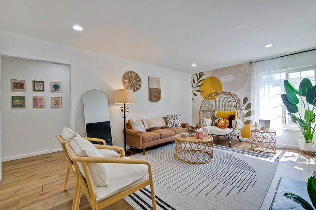 732 N Redwood Avenue, San Jose, CA 95128