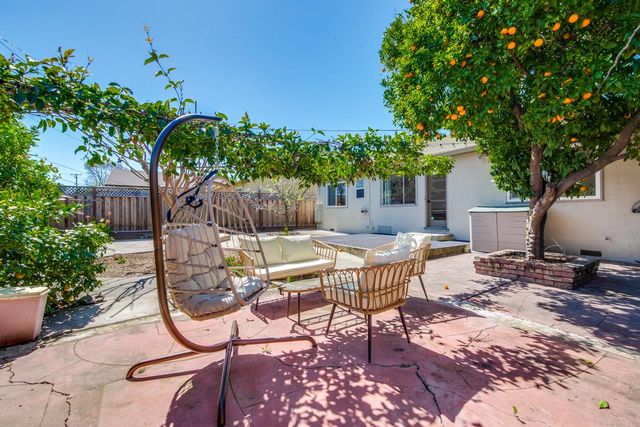 732 N Redwood Avenue, San Jose, CA 95128