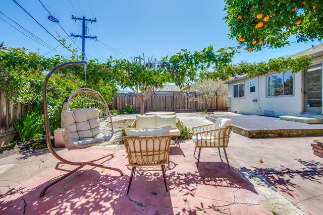 732 N Redwood Avenue, San Jose, CA 95128