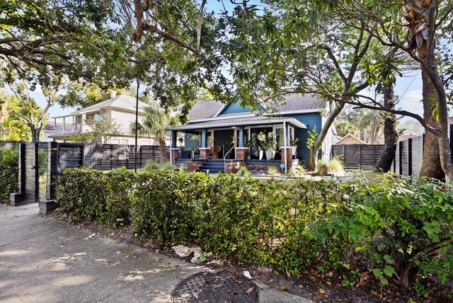 517 8TH STREET N, St Petersburg, FL 33701
