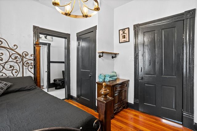517 8TH STREET N, St Petersburg, FL 33701