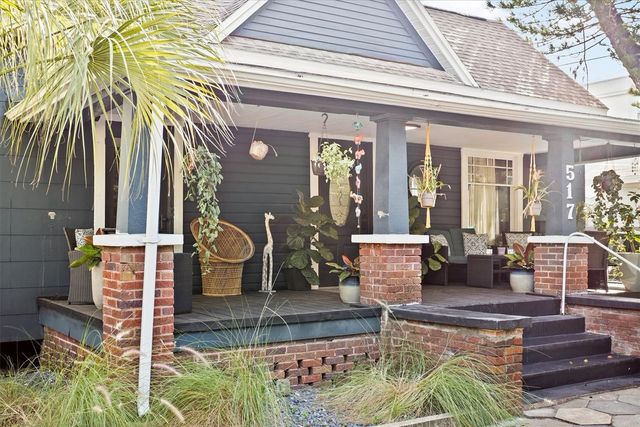 517 8TH STREET N, St Petersburg, FL 33701