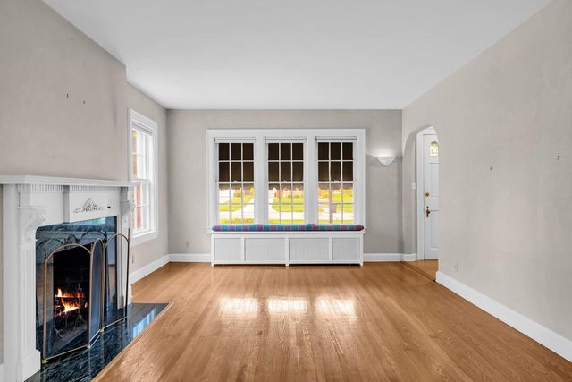 937 Orchard STREET, Racine, WI 53405