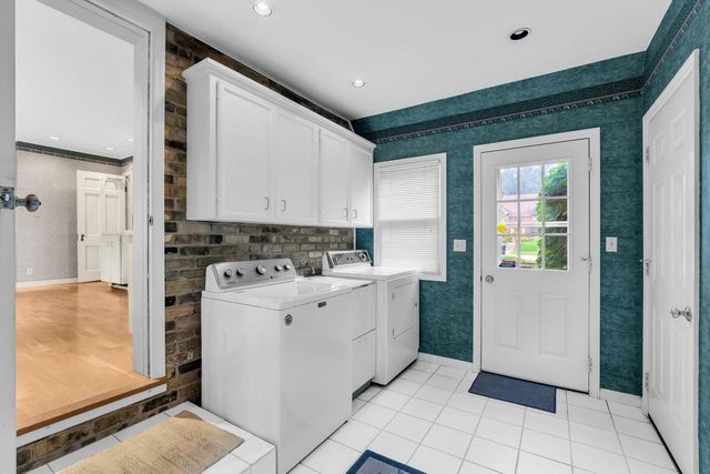 937 Orchard STREET, Racine, WI 53405