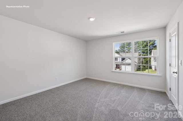 744 14th Avenue Court NE, Hickory, NC 28601