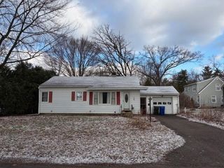 1 Huron Avenue, Essex Junction, VT 05452