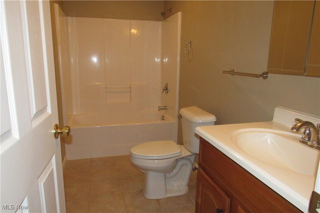 5930 Lake Road W 1602, Ashtabula, OH 44004