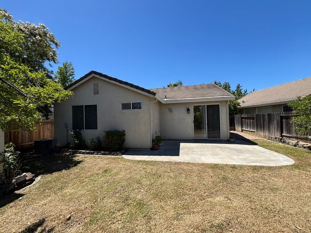 3115 Hawaii Ct, West Sacramento, CA 95691