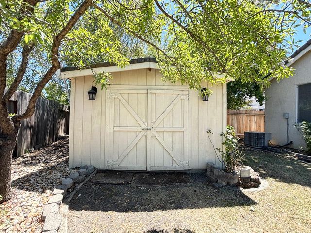 3115 Hawaii Ct, West Sacramento, CA 95691