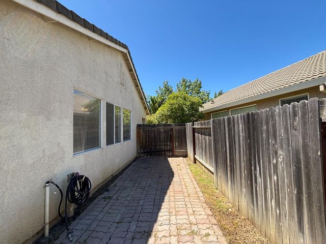 3115 Hawaii Ct, West Sacramento, CA 95691