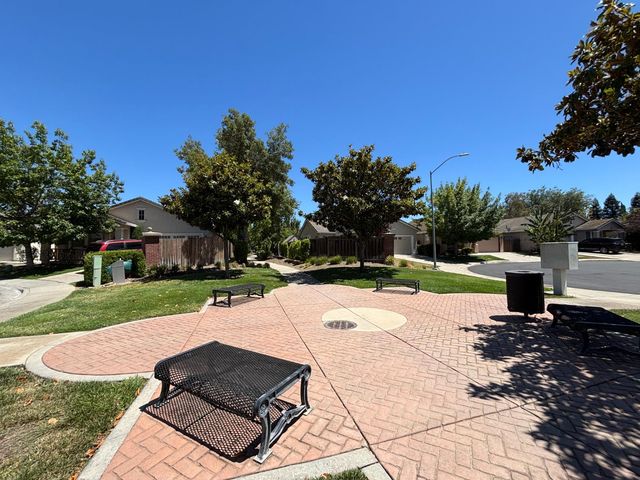 3115 Hawaii Ct, West Sacramento, CA 95691