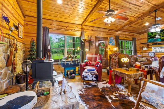 1951 Fm 1514 Road, Coldspring, TX 77331