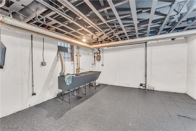 254 E 214th Street, Euclid, OH 44123